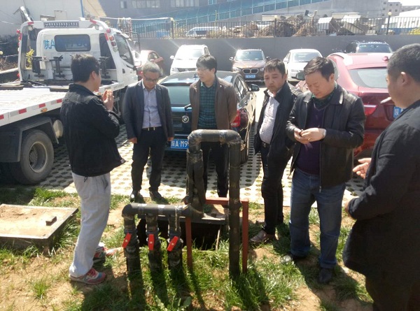 <b>長安區(qū)中小企業(yè)促進局呂育民局長考察我司污水現(xiàn)場</b>
